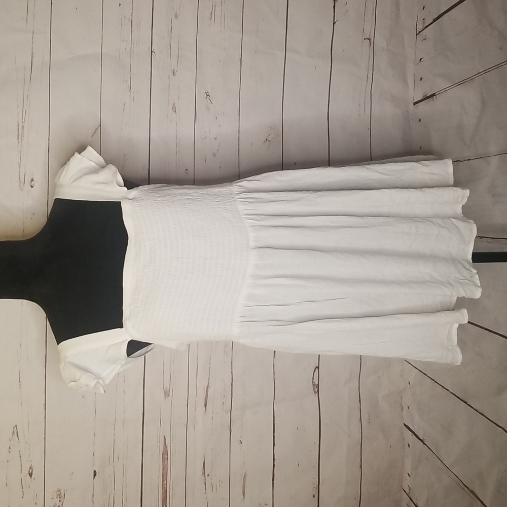 Flutter-Sleve Smocked Top